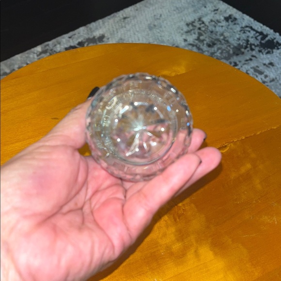 Rogaska Gallia Crystal Violet cut floral design vase. - Picture 3 of 5